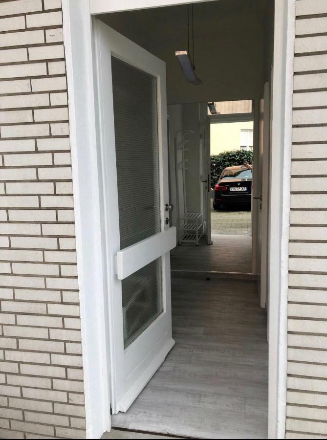 Moderne Und Gemuetliches Appartement Im Eg Mit Eigenem Zugang In Guter Wohnlage Mulheim an der Ruhr Bagian luar foto